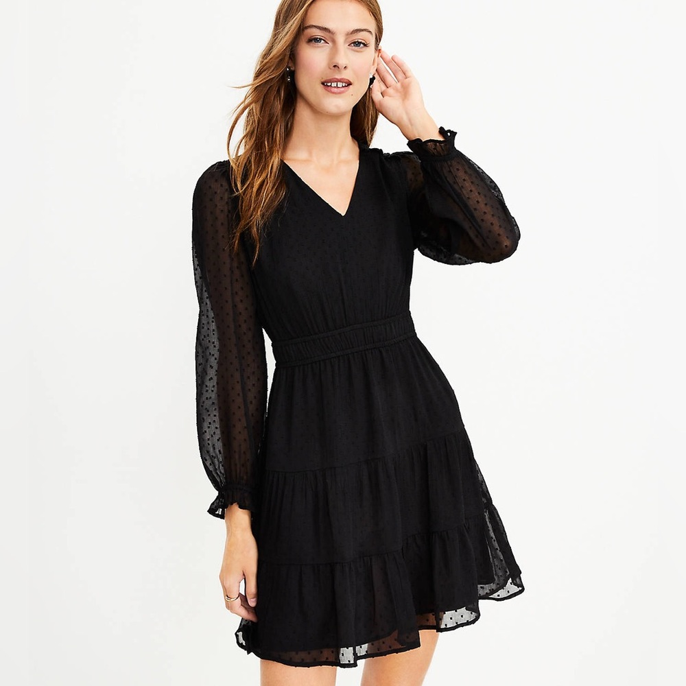 NWT LOFT Clip Dot Tiered Black V-Neck Dress 8